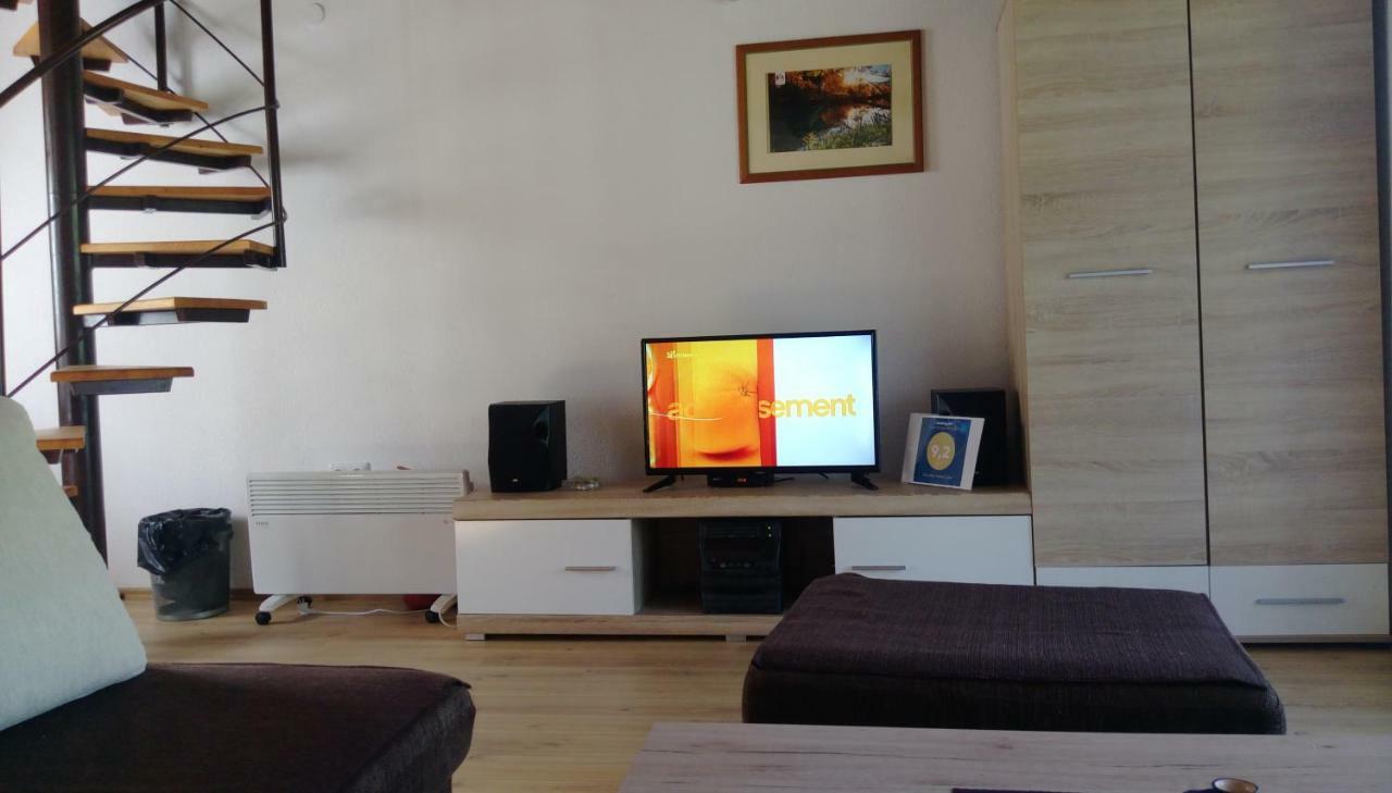 Vacation Home Zara Lohovo Esterno foto