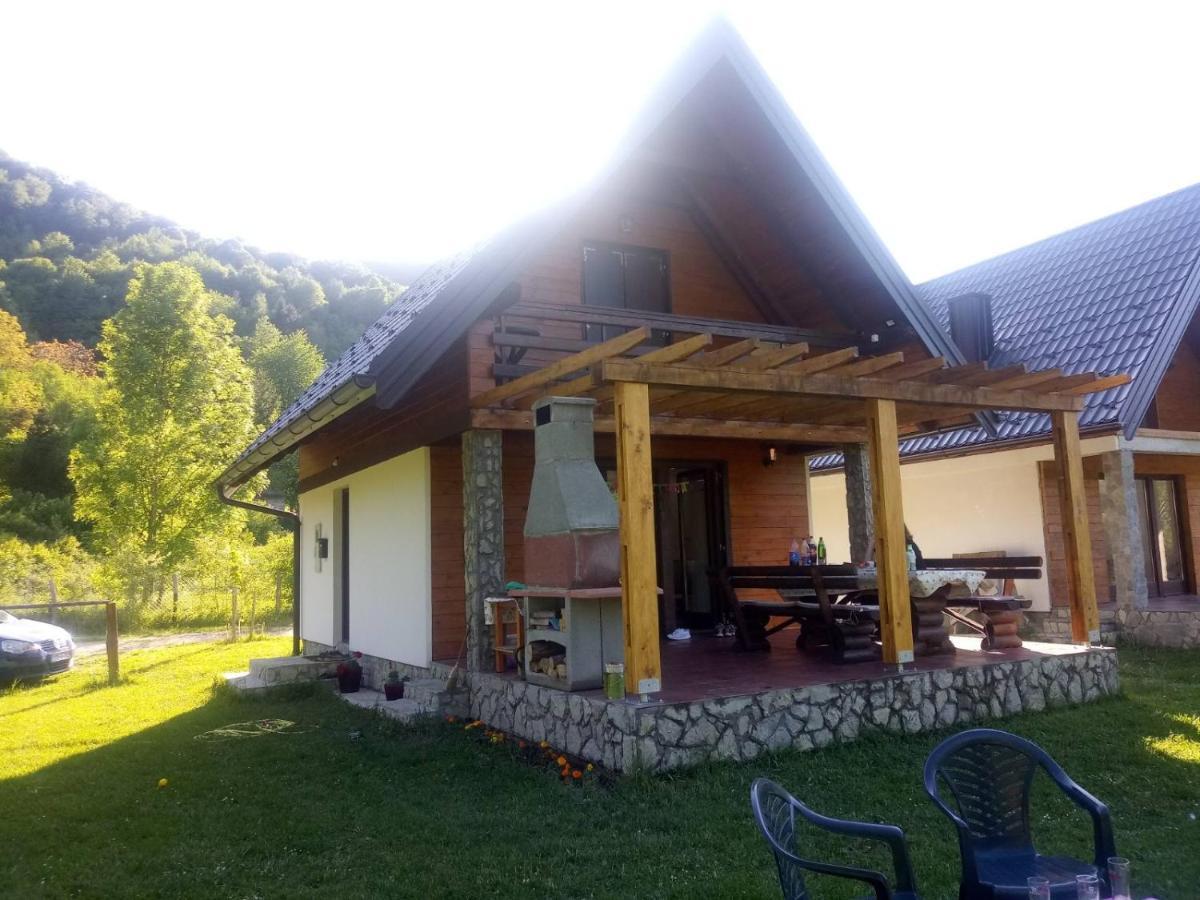 Vacation Home Zara Lohovo Esterno foto